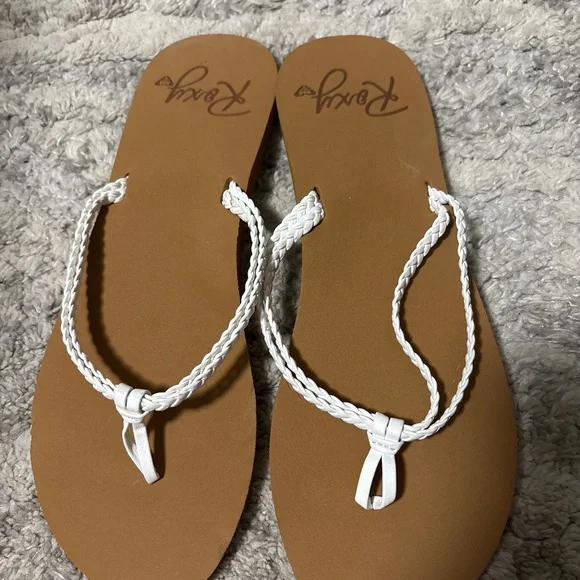 Sandals - Picture 1 of 2